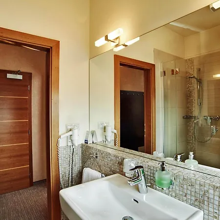 Privilege - Empire Group Aparthotel