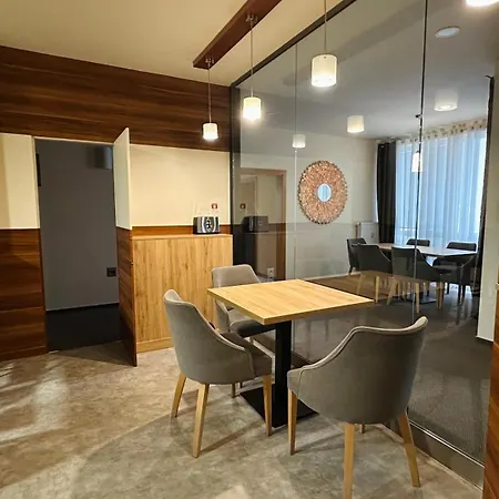 Privilege 公寓式酒店 4*