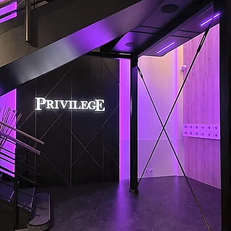 Privilege - Empire Group 4*